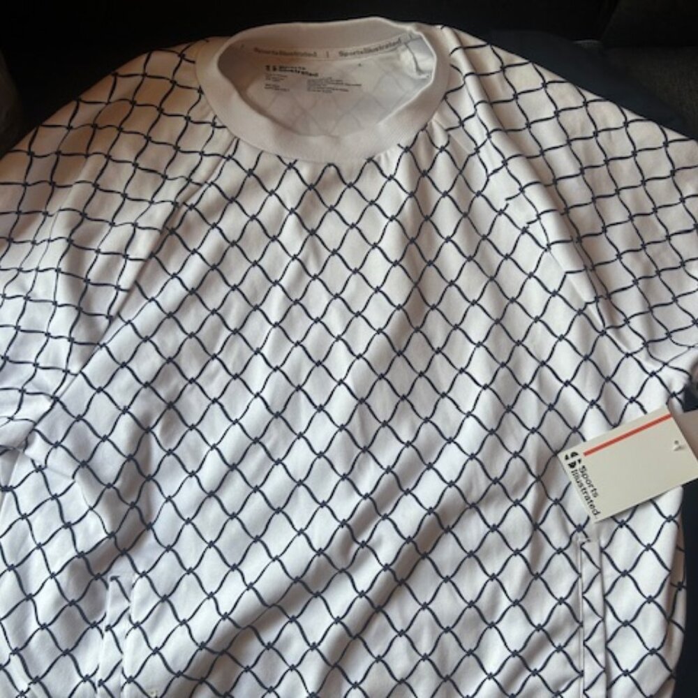 Sports Illustrated Short Sleeve Shirt - size L